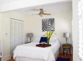 Хотел снимка: CHIC 2BR Guest House Near Airport and Univ. Miami
