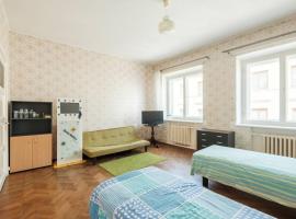 Fotos de Hotel: Spacious Old Town Apartment in Tartu