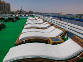 GTS Nile Cruise Luxor Aswan every monday from Luxor friday from Aswan, hôtel à Louxor