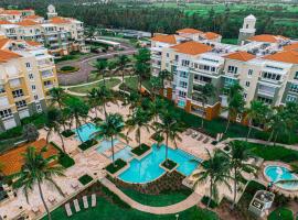 A picture of the hotel: Beach Front Condo in Palmas w/ Pool and Jacuzzi