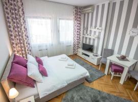A picture of the hotel: apartman Marmelo