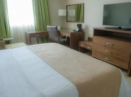 Holiday Inn Express and Suites Celaya by IHG