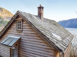 1 Bedroom Cozy Home In Vallavik, hotel in Kaland