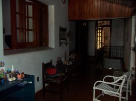 Hotel Photo: Casa pleno centro de Concordia .-