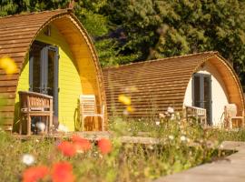 A picture of the hotel: Glen Helen Glamping Ltd