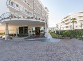 拉宁费雅酒店,位于蒙特西尔瓦诺的酒店