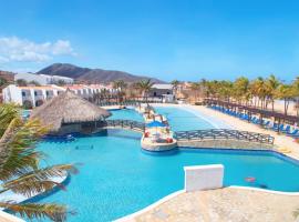 होटल की एक तस्वीर: Costa Caribe Hotel Beach & Resort