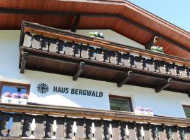 Foto di Hotel: Haus Bergwald