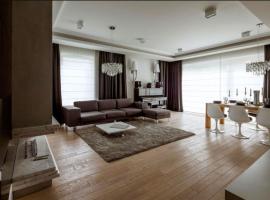 รูปภาพของโรงแรม: Alexander apartment good location