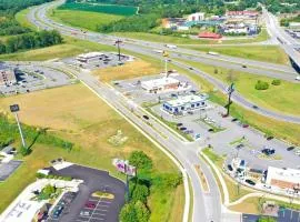 Holiday Inn Express & Suites - Elizabethtown North by IHG