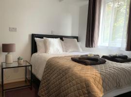 Hotel fotoğraf: Serviced Apartment Bristol One-Bedroom Southmead Hospital MOD Airbus