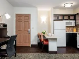 Staybridge Suites Chantilly Dulles Airport by IHG