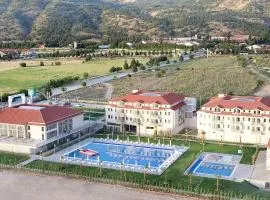 ADEMPİRA TERMAL&SPAHOTEL