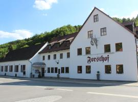 Hotel fotoğraf: Land-gut-Hotel Forsthof