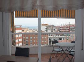 A picture of the hotel: APARTAMENTO EN MATARÓ