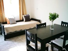 Hotel Photo: Casa check in Dpto 2 a 4 pers