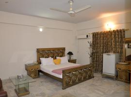 A picture of the hotel: Step inn Guest House Sukkur