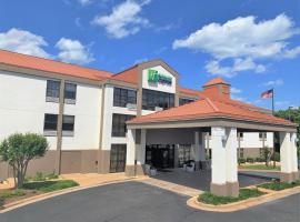 Foto di Hotel: Holiday Inn Express Hillsborough-Durham Area, an IHG Hotel