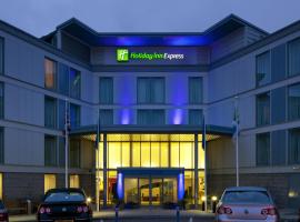 Фотографія готелю: Holiday Inn Express London Stansted Airport, an IHG Hotel