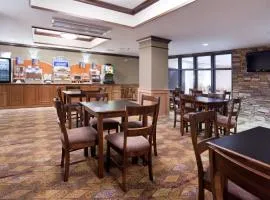 Holiday Inn Express Hotel & Suites Lander by IHG