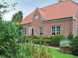 Hotel Photo: Stunning Home In Eg With Kitchen