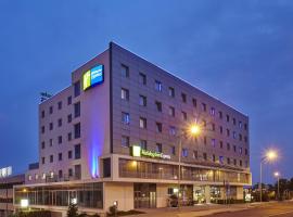 Holiday Inn Express Lisbon Alfragide by IHG, khách sạn ở Carnaxide