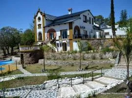 Hotel FATVIAL 4 de Abril