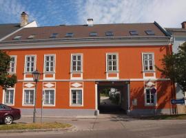 A picture of the hotel: Wohnung in Pottenstein an der Triesting