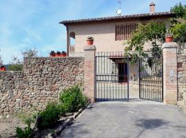 Hotel Photo: Luxurious Holiday Home in Costalpino with Swimming Pool
