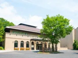 那须弗罗拉西昂酒店 