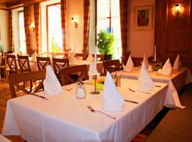 Hotel Häußler, ξενοδοχείο σε Langenbruck