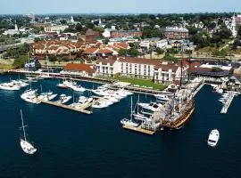 The Newport Harbor Hotel & Marina, hotel in Newport