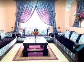 Foto do Hotel: One bedroom appartement with enclosed garden and wifi at Marrakech