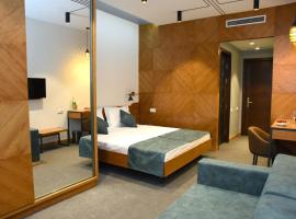 R&R Hotel, hotel u gradu Jerevan