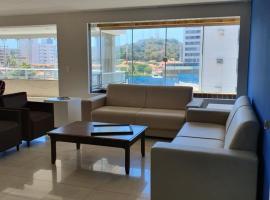 होटल की एक तस्वीर: Apartamento FAMILIAR com 4 SUITES