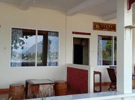 Bunga Ayu Seaside Resort, hotel in Palabuhanratu