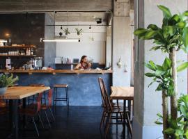 Tagore Harbor Hostel, hotell sihtkohas Numazu