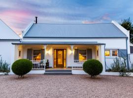 Karoo Masterclass House and Karoo Masterclass Cottage - Accommodation Prince Albert, ξενοδοχείο σε Prince Albert
