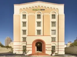 Holiday Inn Express San Antonio North Riverwalk Area by IHG