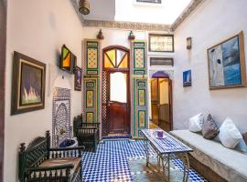 Hotel Foto: Riad Skilffo