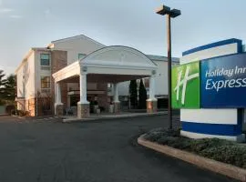 Holiday Inn Express Vernon-Manchester by IHG
