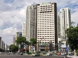 Holiday Inn Express Xiamen Lushan -Shopping Center, an IHG Hotel, hotel in Xiamen