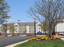 รูปภาพของโรงแรม: Candlewood Suites Washington-Dulles Herndon, an IHG Hotel