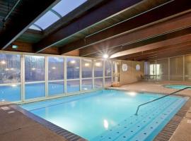 Holiday Inn Hotel & Suites Overland Park-West by IHG, hôtel à Overland Park