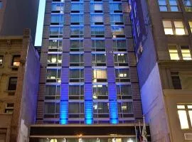 Holiday Inn Express - Times Square South by IHG