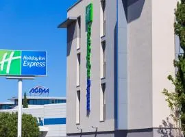 Holiday Inn Express Toulon - Est, an IHG Hotel, hotel v destinaci Toulon