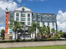 A picture of the hotel: Holiday Inn Express-International Drive, an IHG Hotel