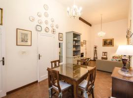 酒店照片: Mercanzia Apartment, Palazzo Storico sotto le Due Torri