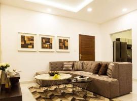 Hotel Photo: Spacious Luxury apartment in relaxing homey environment