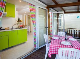 Camping Village Mareblu, hotel in Marina di Cecina